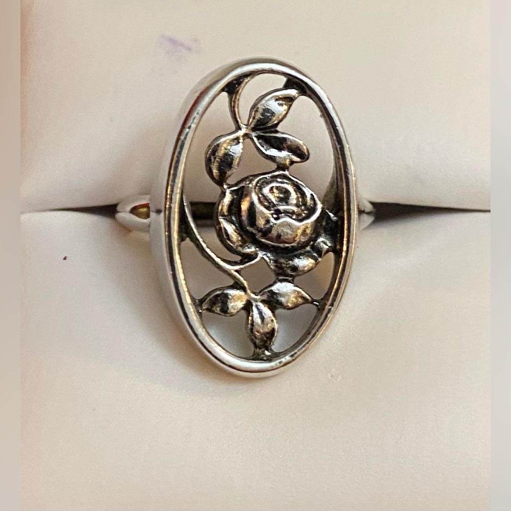 Vintage Avon ring (FIRM)